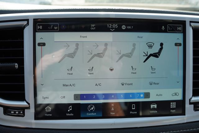 New 2026 Chrysler Pacifica Limited w/ S Appearance Package image 17