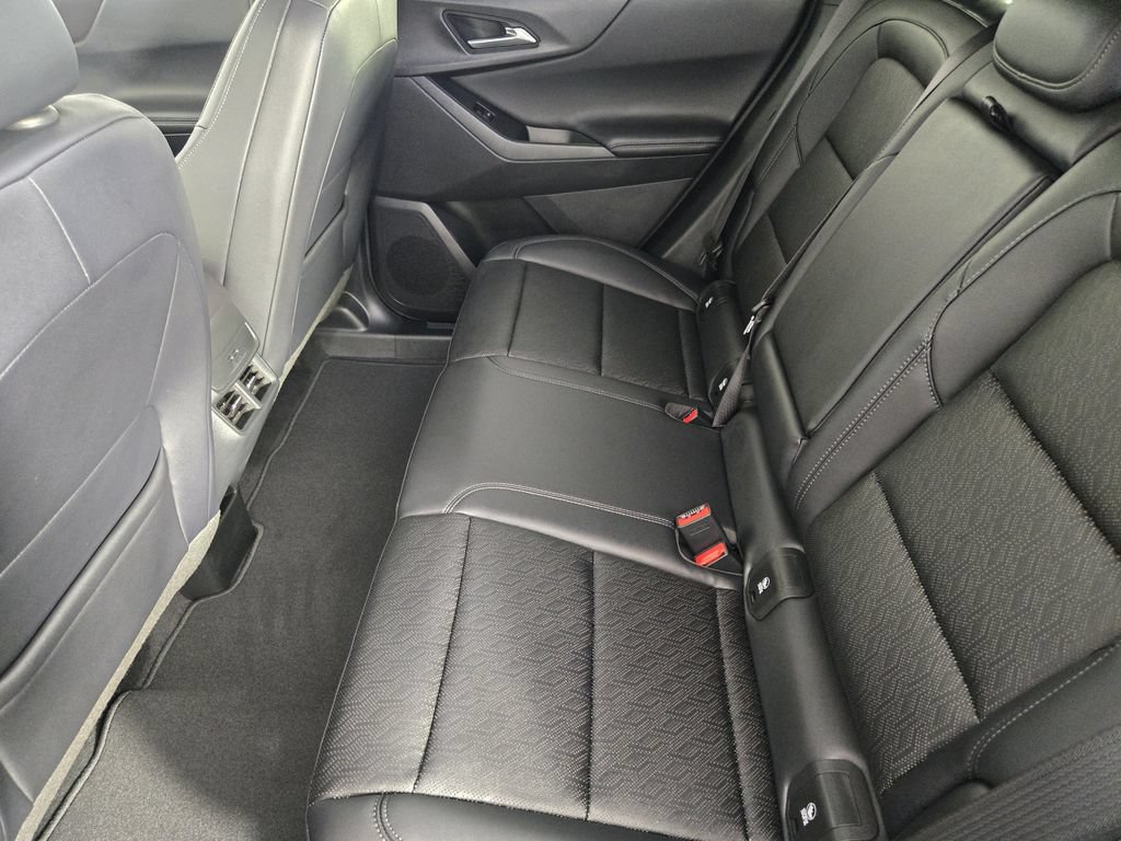 New 2026 Chevrolet Equinox LT w/ Convenience Package II FWD image 34