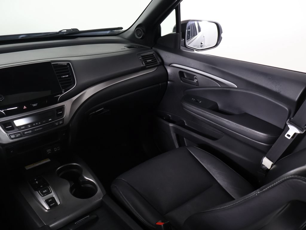 Used 2023 Honda Passport EX-L image 38