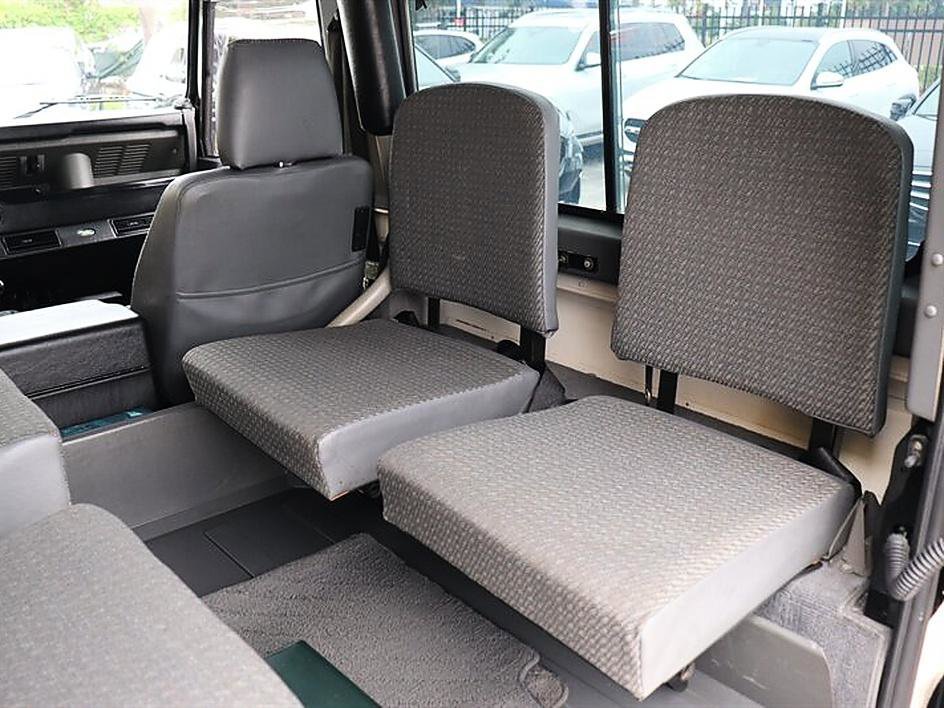 Used 1997 Land Rover Defender 90 AWD/4WD image 14