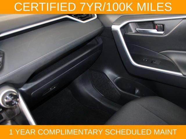 Used 2025 Toyota RAV4 XLE AWD/4WD image 16