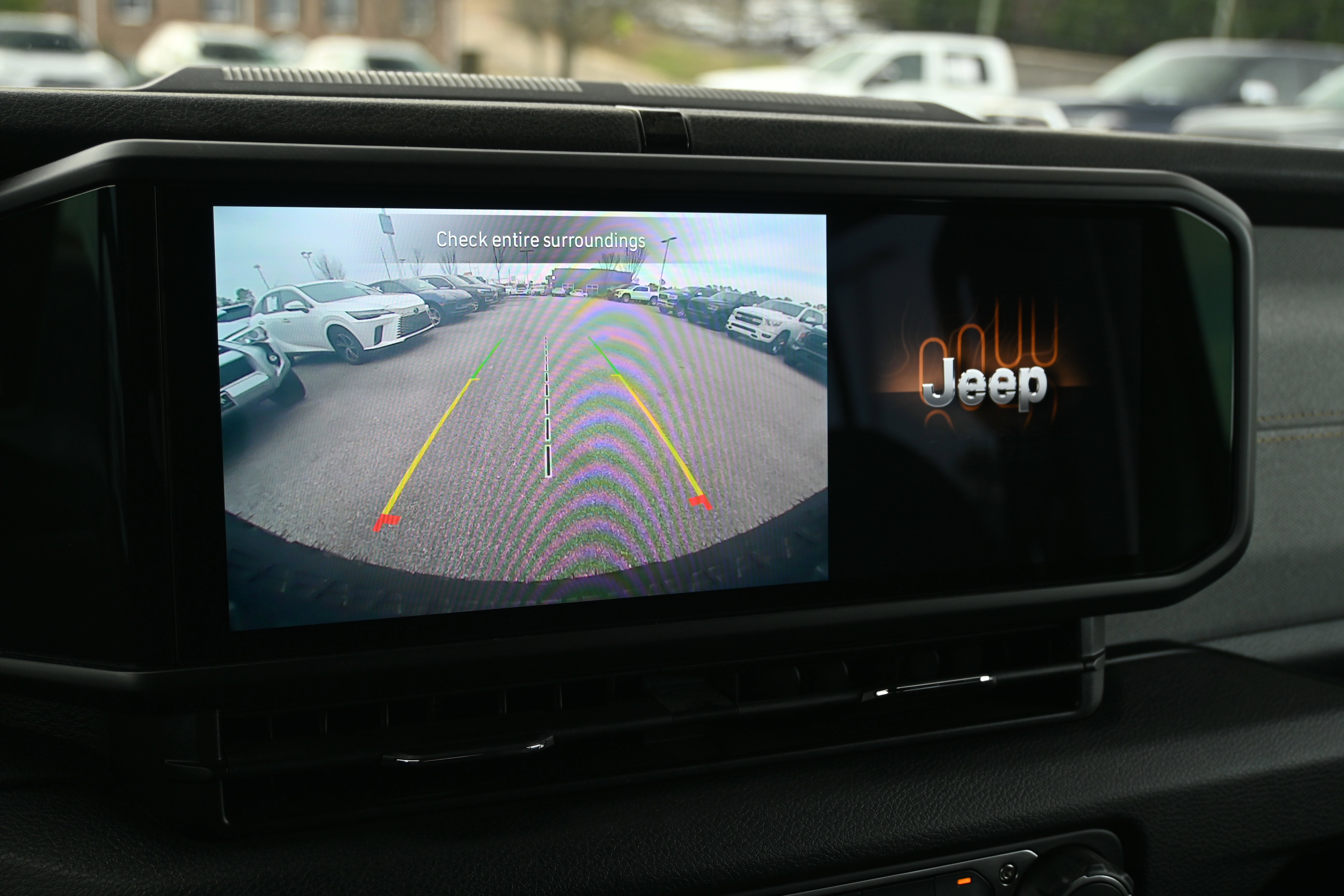 Used 2024 Jeep Wrangler Willys image 14