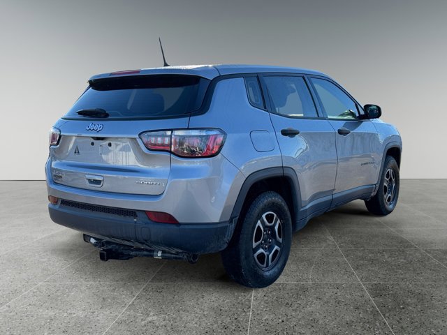 Used 2017 Jeep Compass Sport image 5