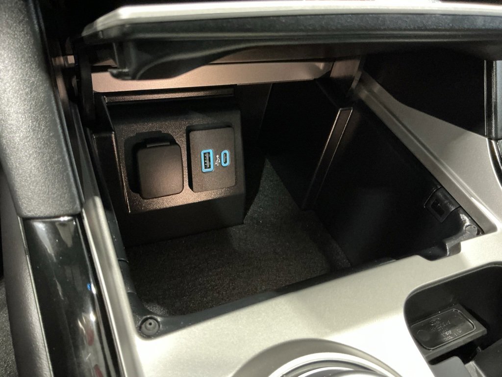 Used 2023 Ford Explorer ST-Line image 21