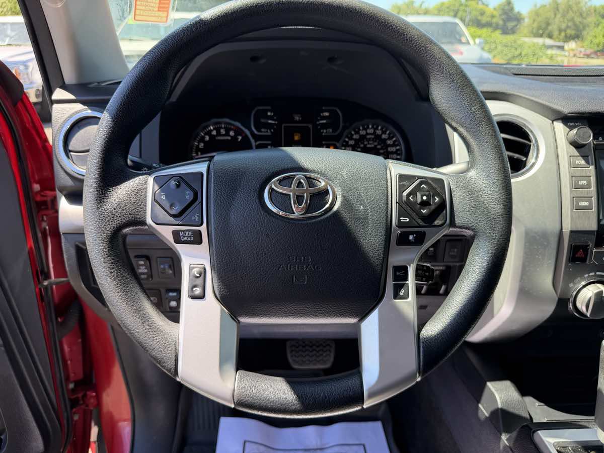 Used 2018 Toyota Tundra SR5 w/ SR5 Upgrade Package RWD image 15