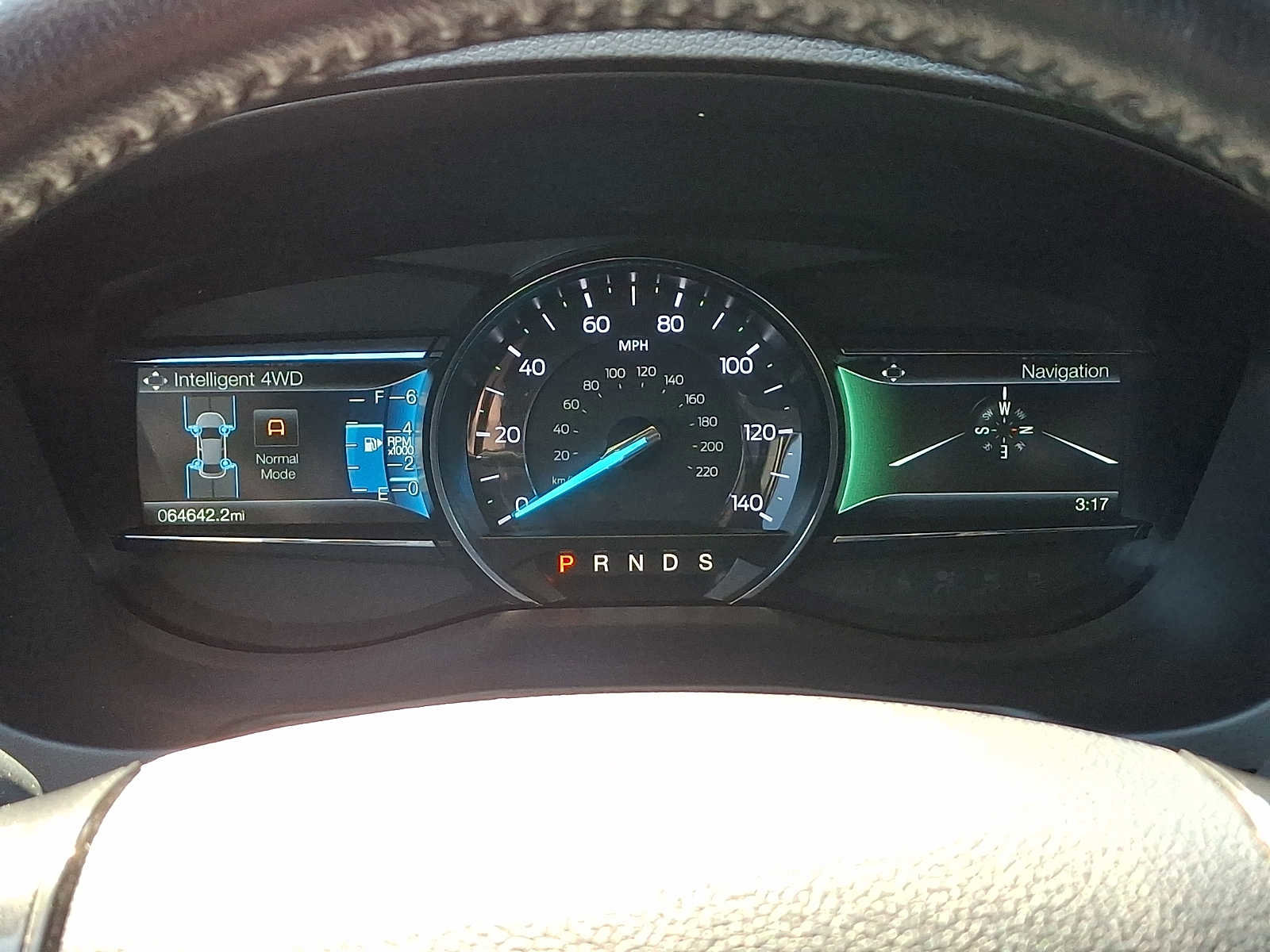 Used 2018 Ford Explorer XLT w/ Equipment Group 202A image 25