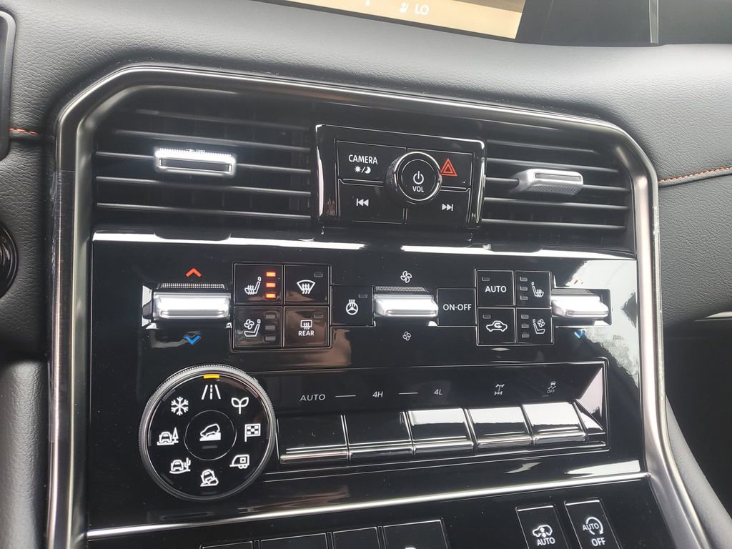 New 2025 Nissan Armada PRO-4X w/ Pro-4X Premium Package image 24