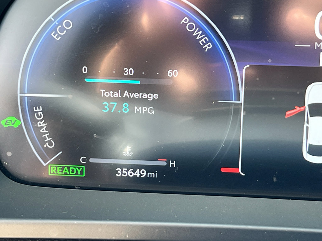 Used 2025 Toyota Crown XLE image 30