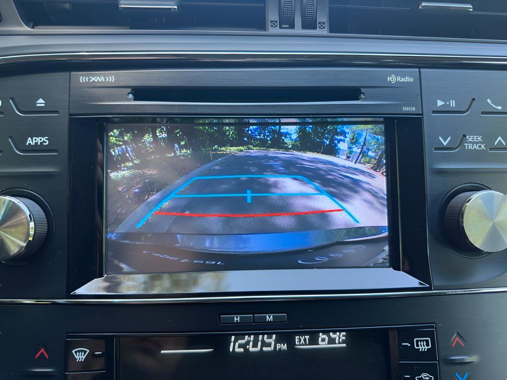 Used 2016 Toyota Avalon XLE image 14