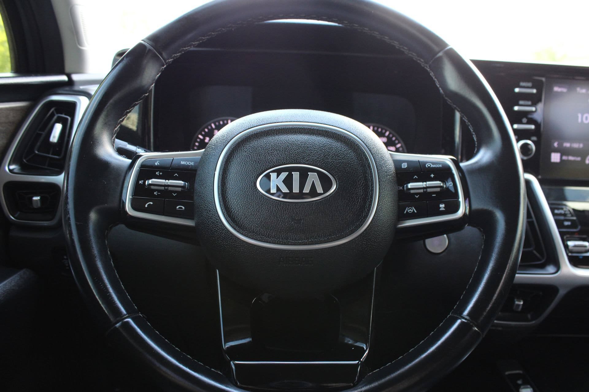 Used 2021 Kia Sorento EX w/ Panoramic Sunroof Package AWD/4WD image 31