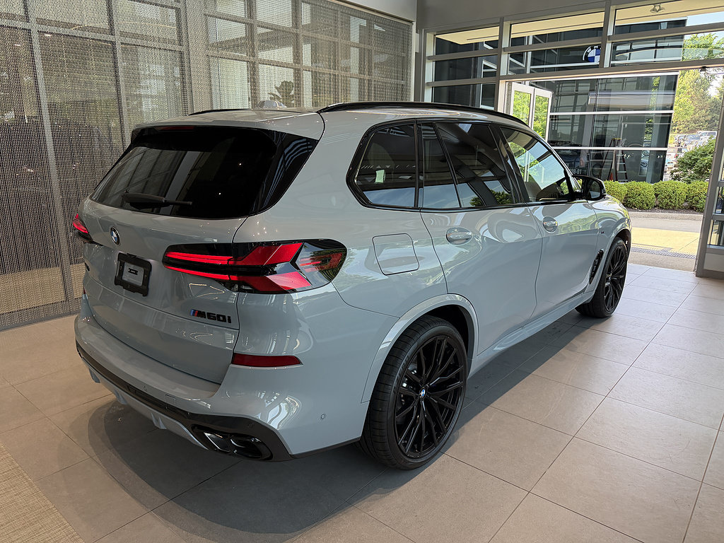 New 2026 BMW X5 M60i w/ Climate Comfort Package AWD/4WD image 6