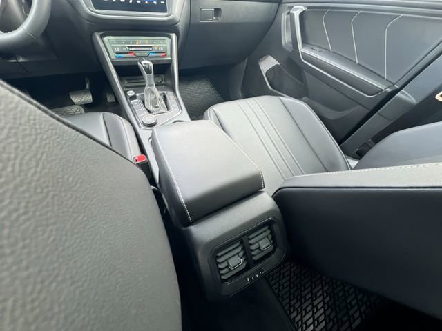 Certified 2022 Volkswagen Tiguan SE image 20