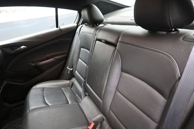 Used 2018 Chevrolet Cruze Premier FWD image 20