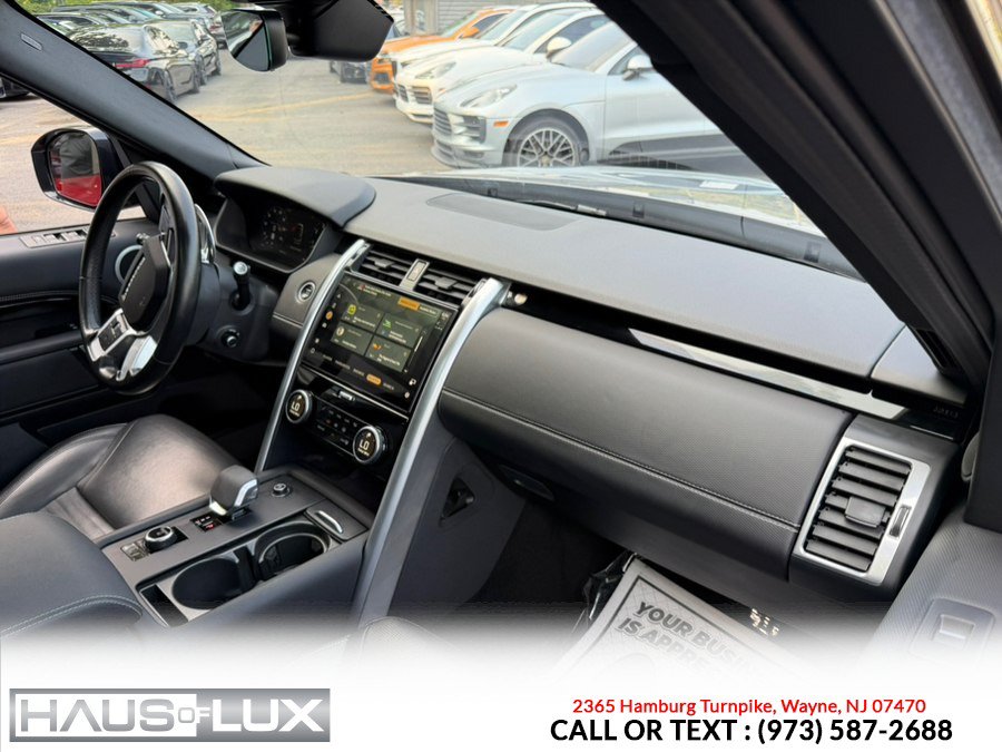 Used 2023 Land Rover Discovery S R-Dynamic AWD/4WD image 5