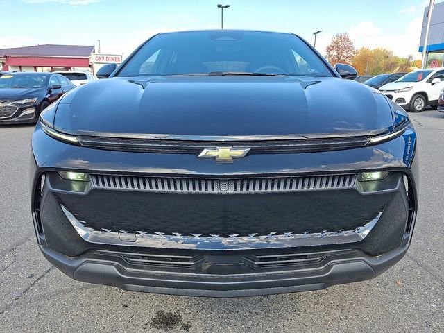 Used 2025 Chevrolet Equinox EV LT image 3