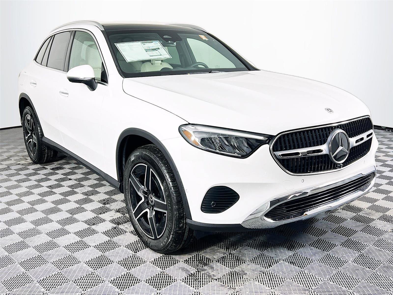 New 2026 Mercedes-Benz GLC 300 4MATIC image 8