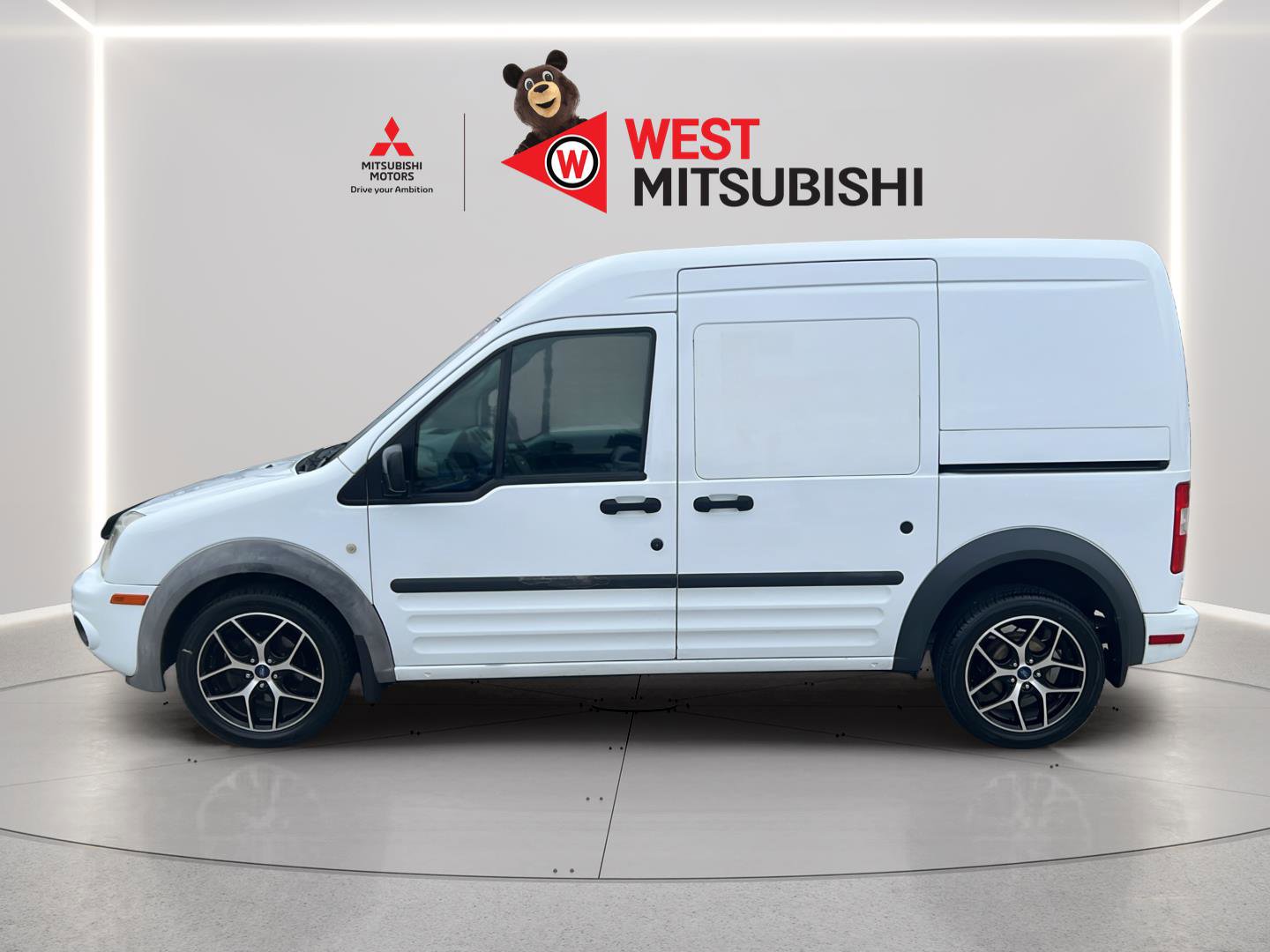 Used 2013 Ford Transit Connect XLT FWD image 2