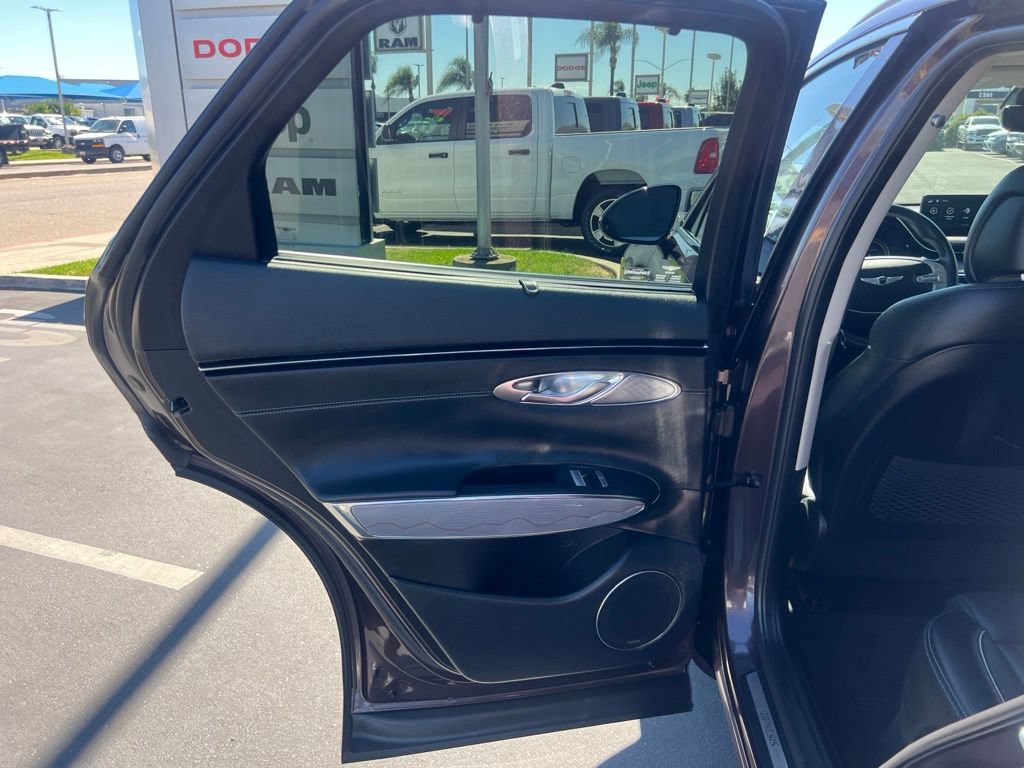 Used 2023 Genesis GV70 2.5T w/ Advanced Package AWD/4WD image 35