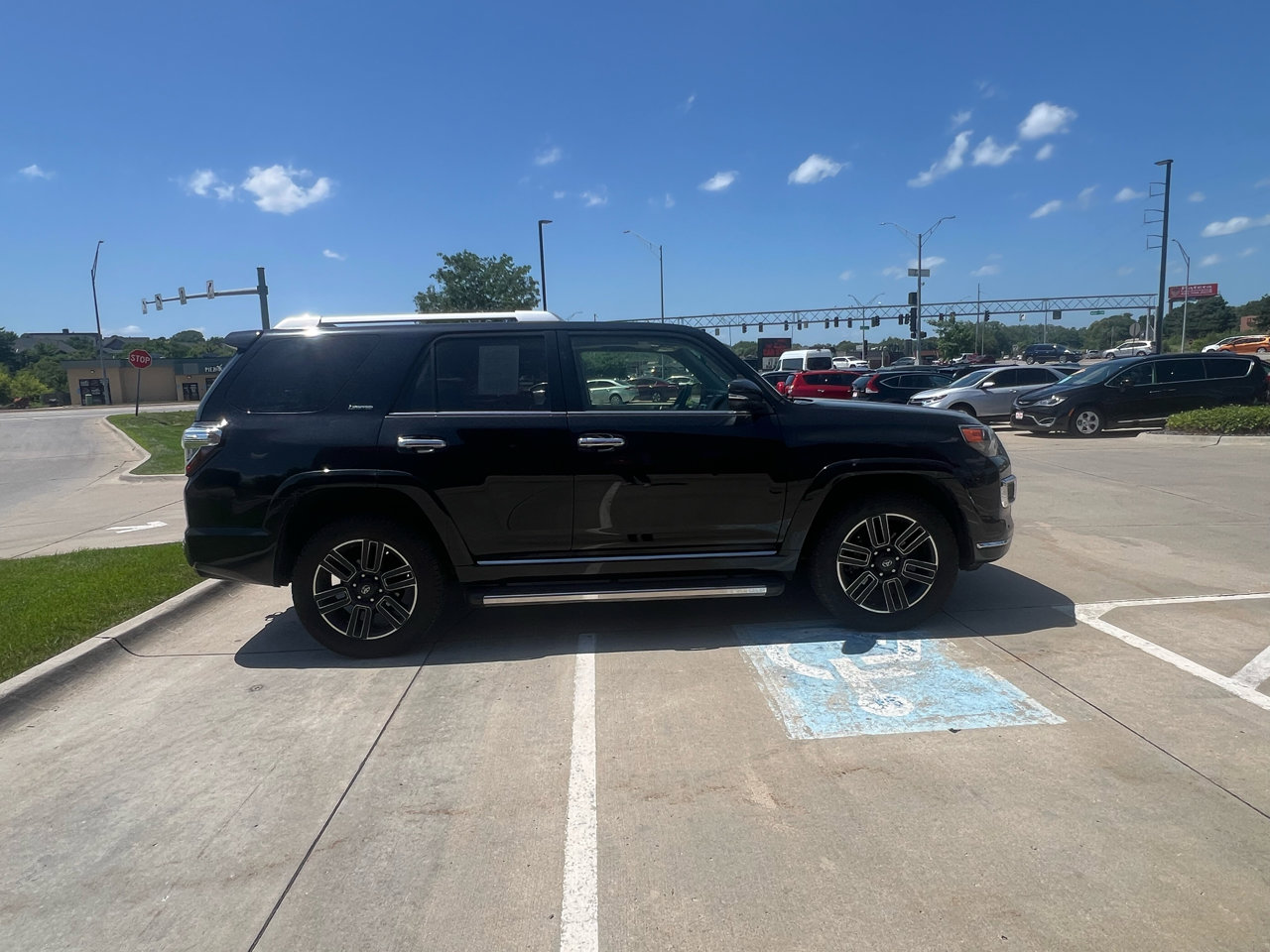 Used 2018 Toyota 4Runner Limited image 5