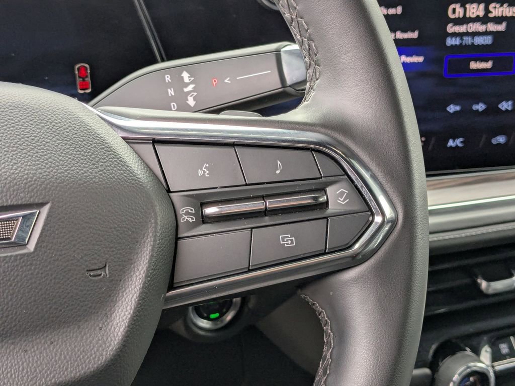 Used 2025 Chevrolet Suburban Z71 image 19