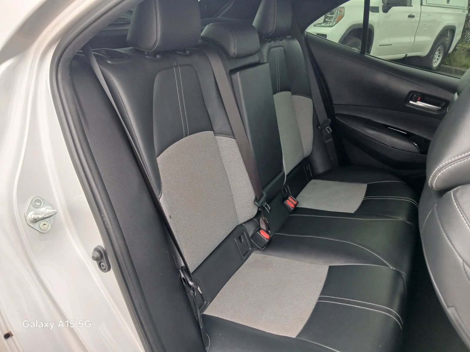 Used 2020 Toyota Corolla XSE FWD image 47