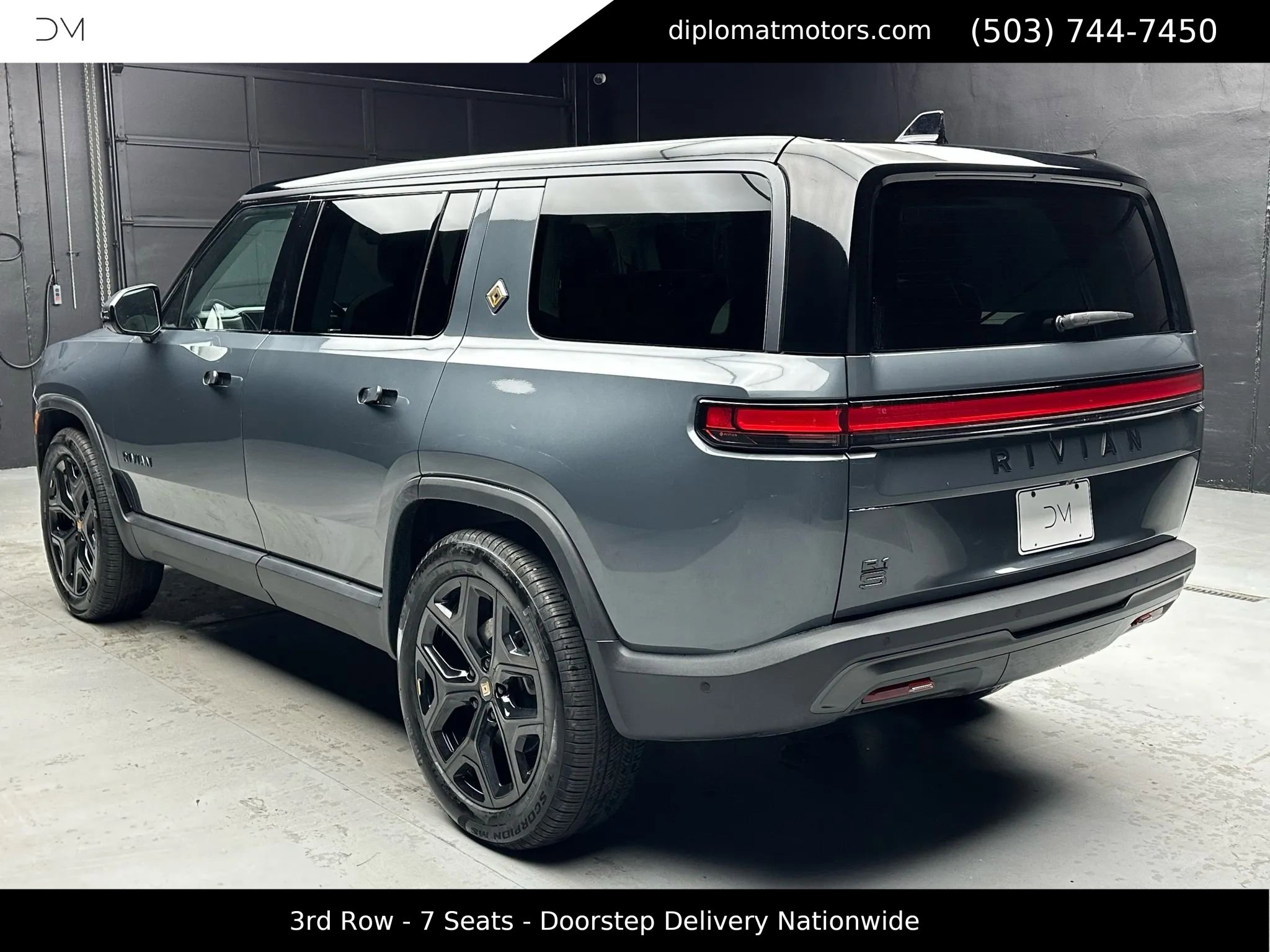 Used 2026 Rivian R1S Adventure image 4