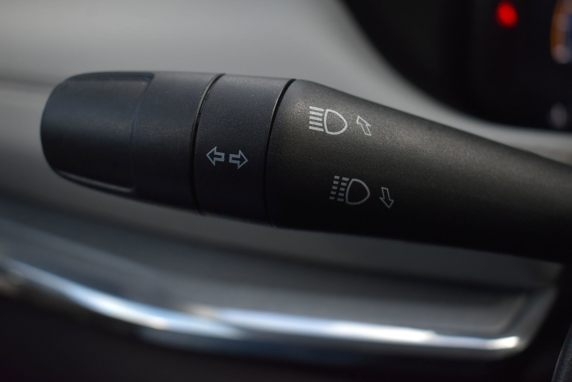 Used 2022 Jeep Compass Limited w/ Elite Group image 23