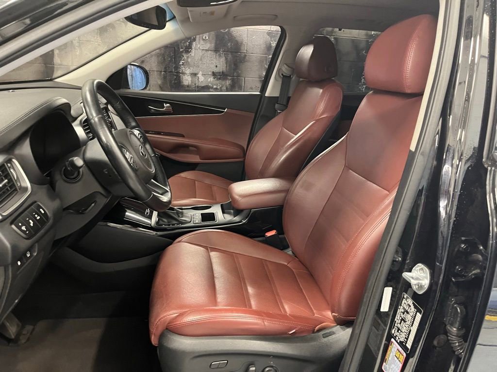 Used 2018 Kia Sorento SX image 13