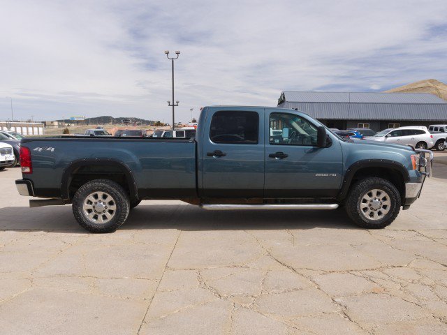 Used 2011 GMC Sierra 3500 SLE w/ SLE Preferred Package image 6