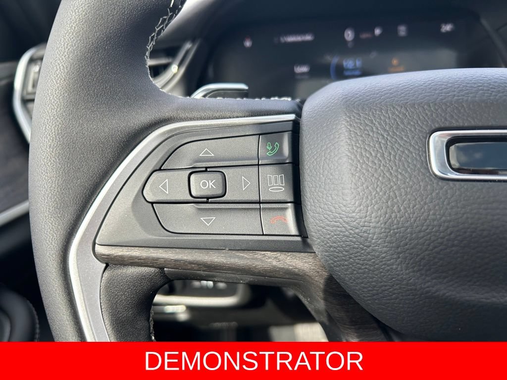 New 2026 Jeep Grand Cherokee Limited AWD/4WD image 18