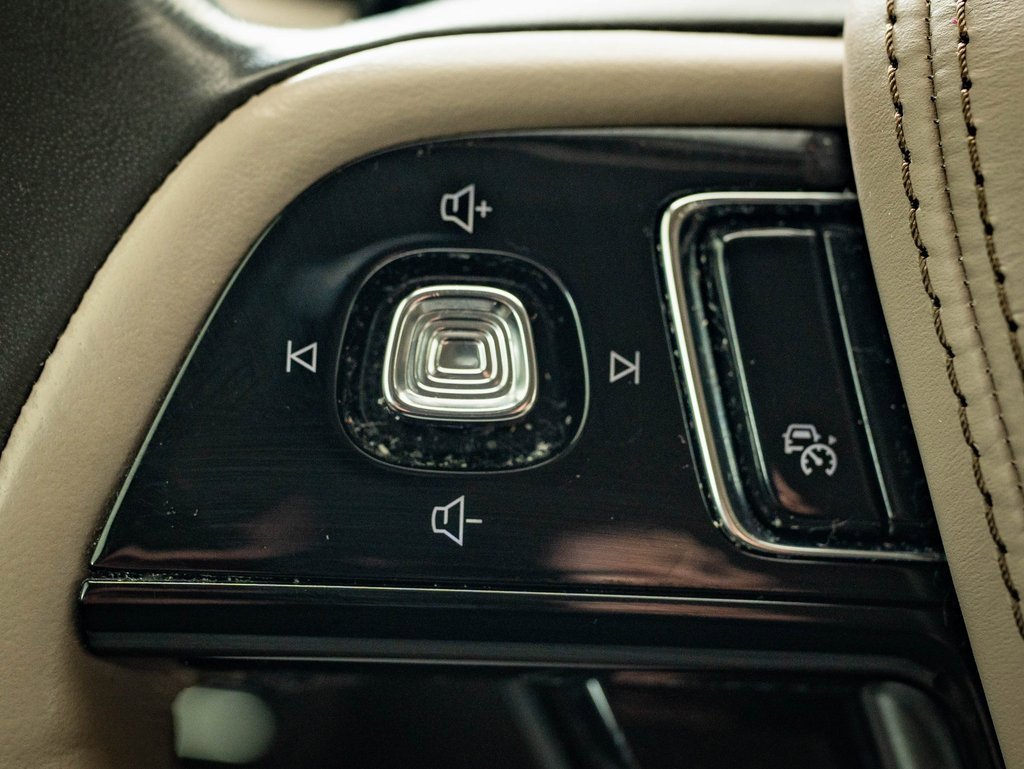 Used 2022 Lincoln Aviator Grand Touring w/ Equipment Group 301A image 27