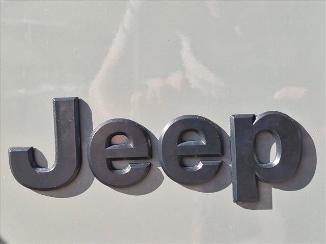 Used 2022 Jeep Wrangler Unlimited Sport AWD/4WD image 10