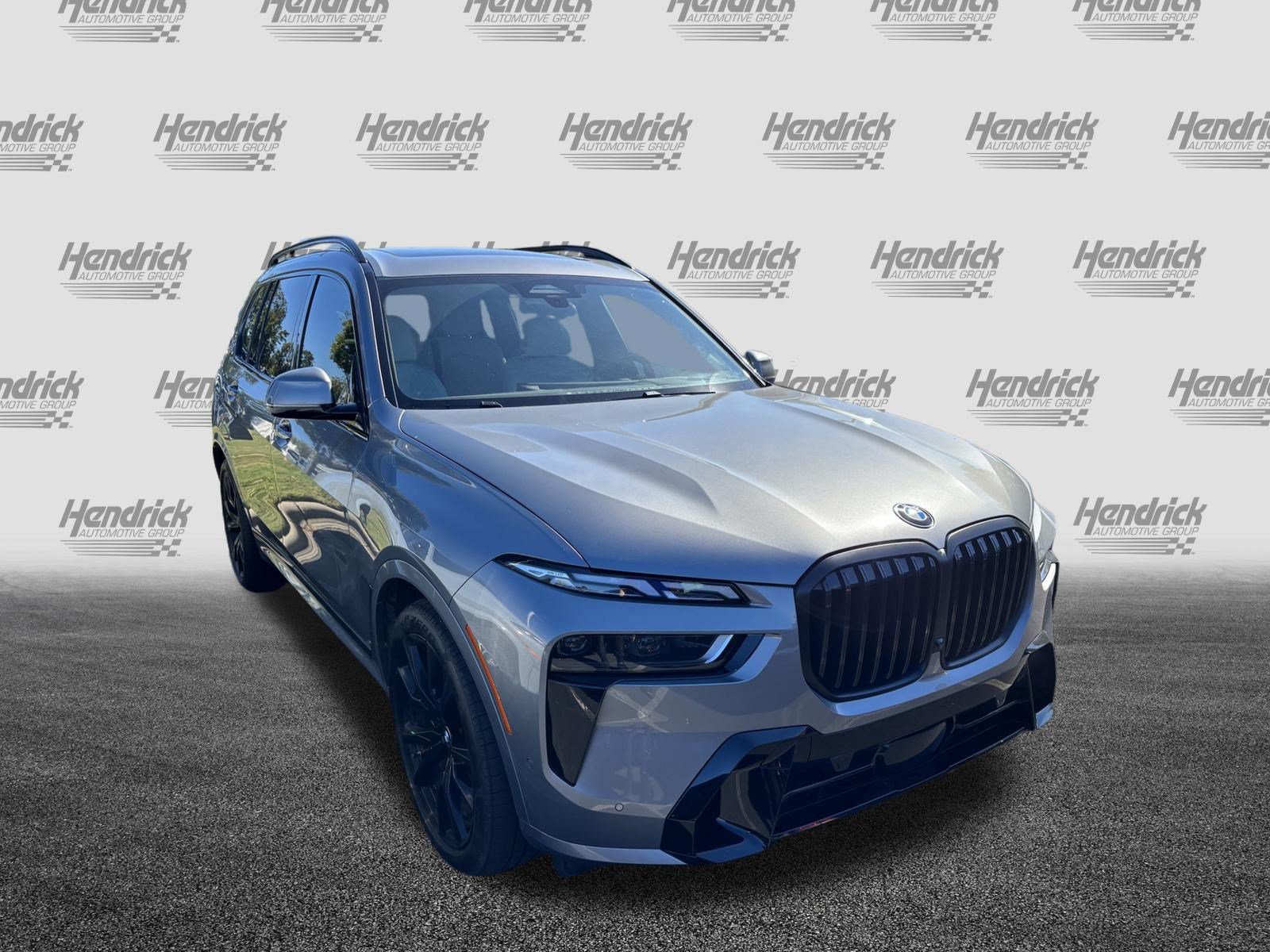 Certified 2023 BMW X7 xDrive40i w/ M Sport Package AWD/4WD image 3