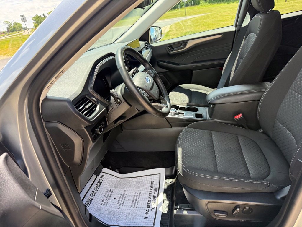 Used 2023 Ford Escape Active w/ Tech Pack #1 AWD/4WD image 20