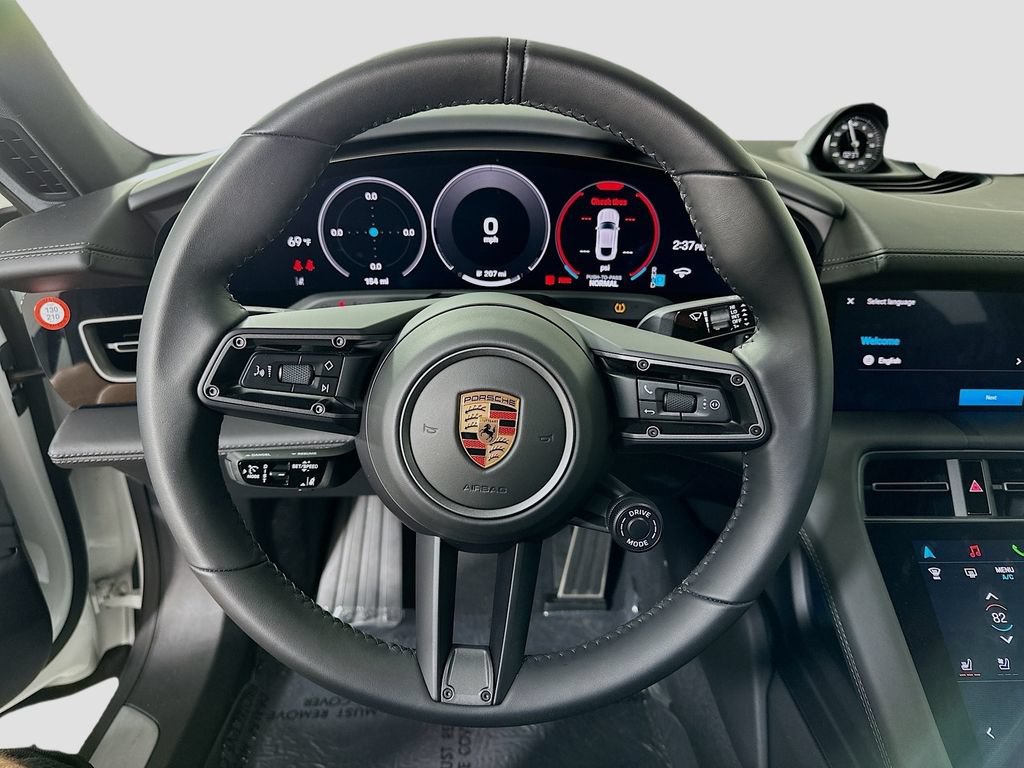 New 2025 Porsche Taycan 4S AWD/4WD image 12