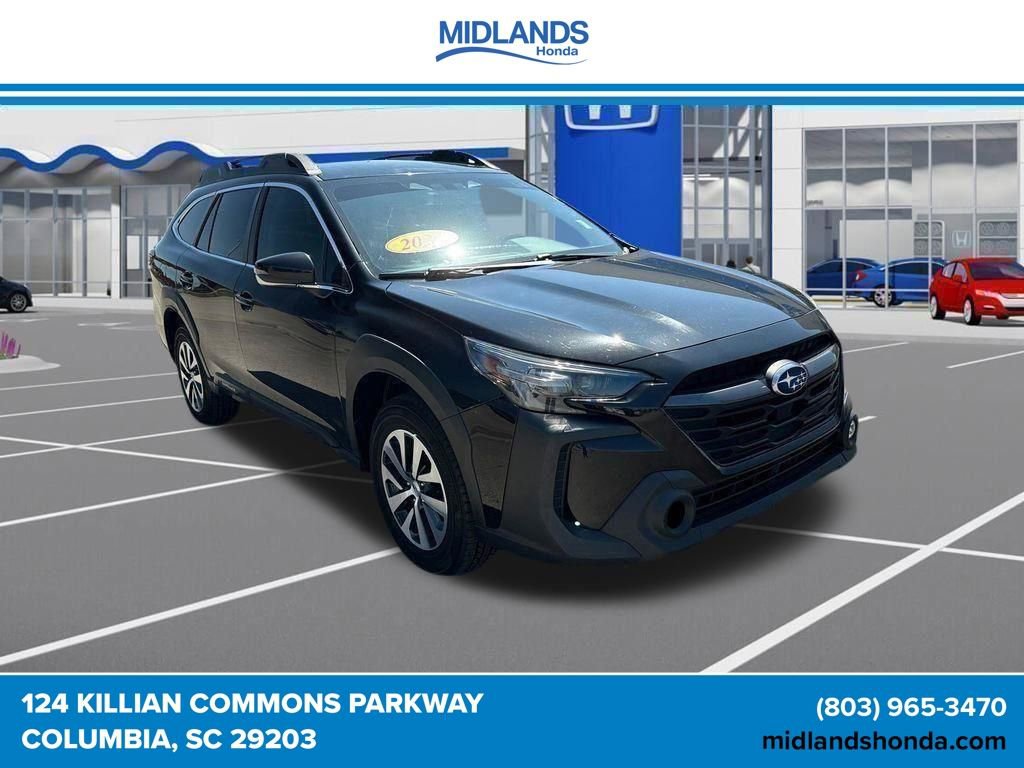 Used 2024 Subaru Outback Premium AWD/4WD image 1