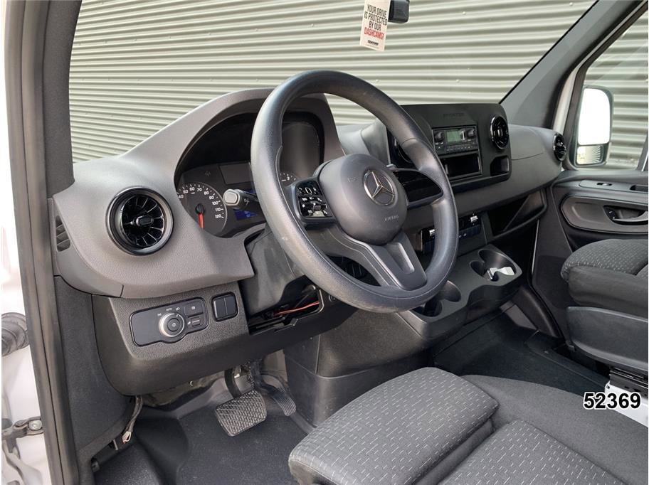 Used 2023 Mercedes-Benz Sprinter 2500 image 28