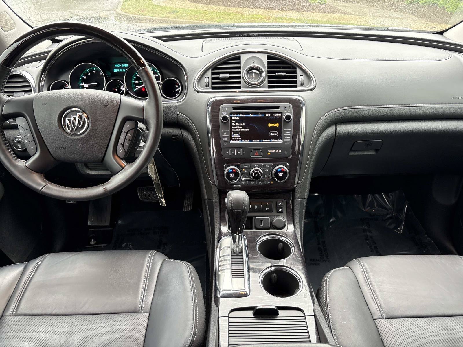 Used 2017 Buick Enclave Leather FWD image 28