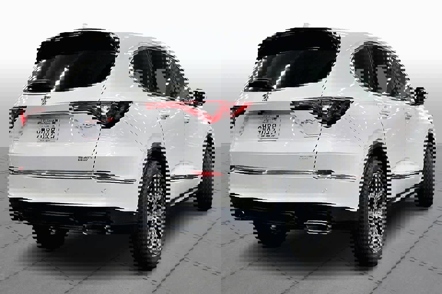 Used 2024 Acura MDX SH-AWD w/ Technology Package image 11