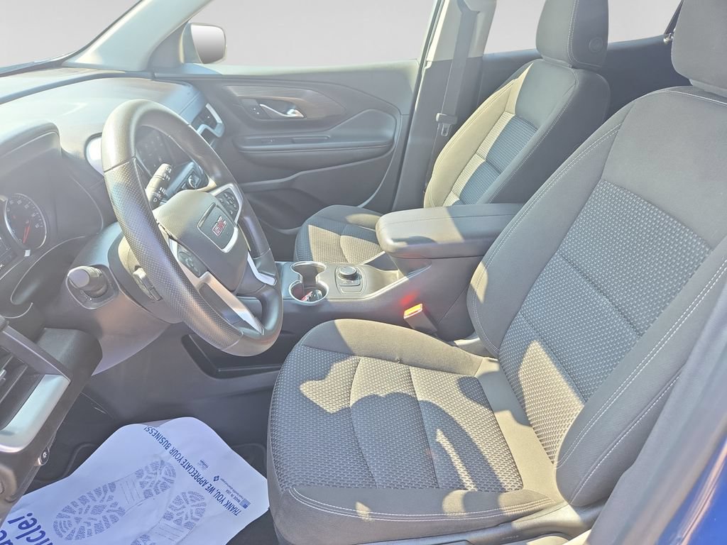 Used 2024 GMC Terrain SLE AWD/4WD image 19