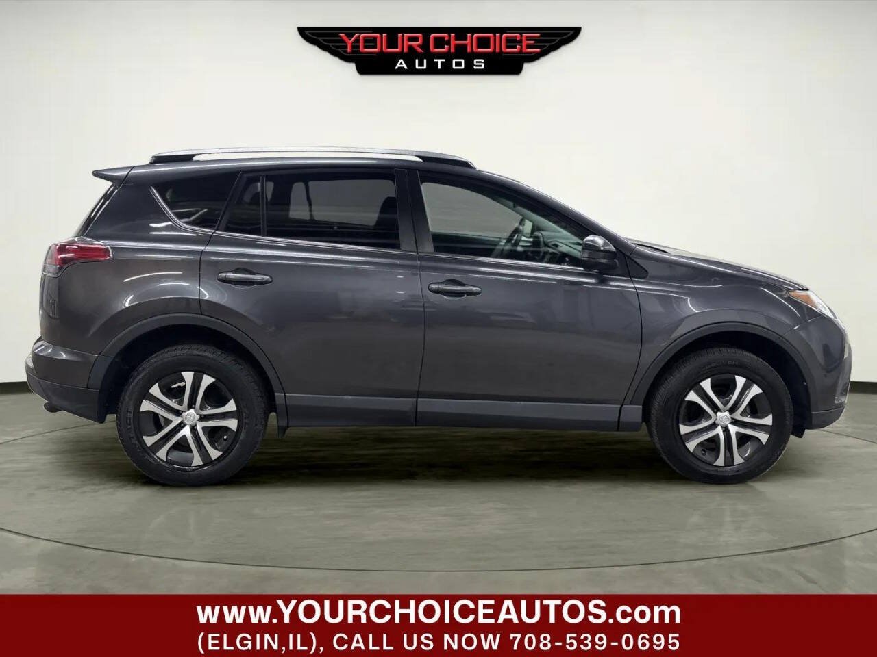 Used 2018 Toyota RAV4 LE w/ All Weather Liner Package AWD/4WD image 8