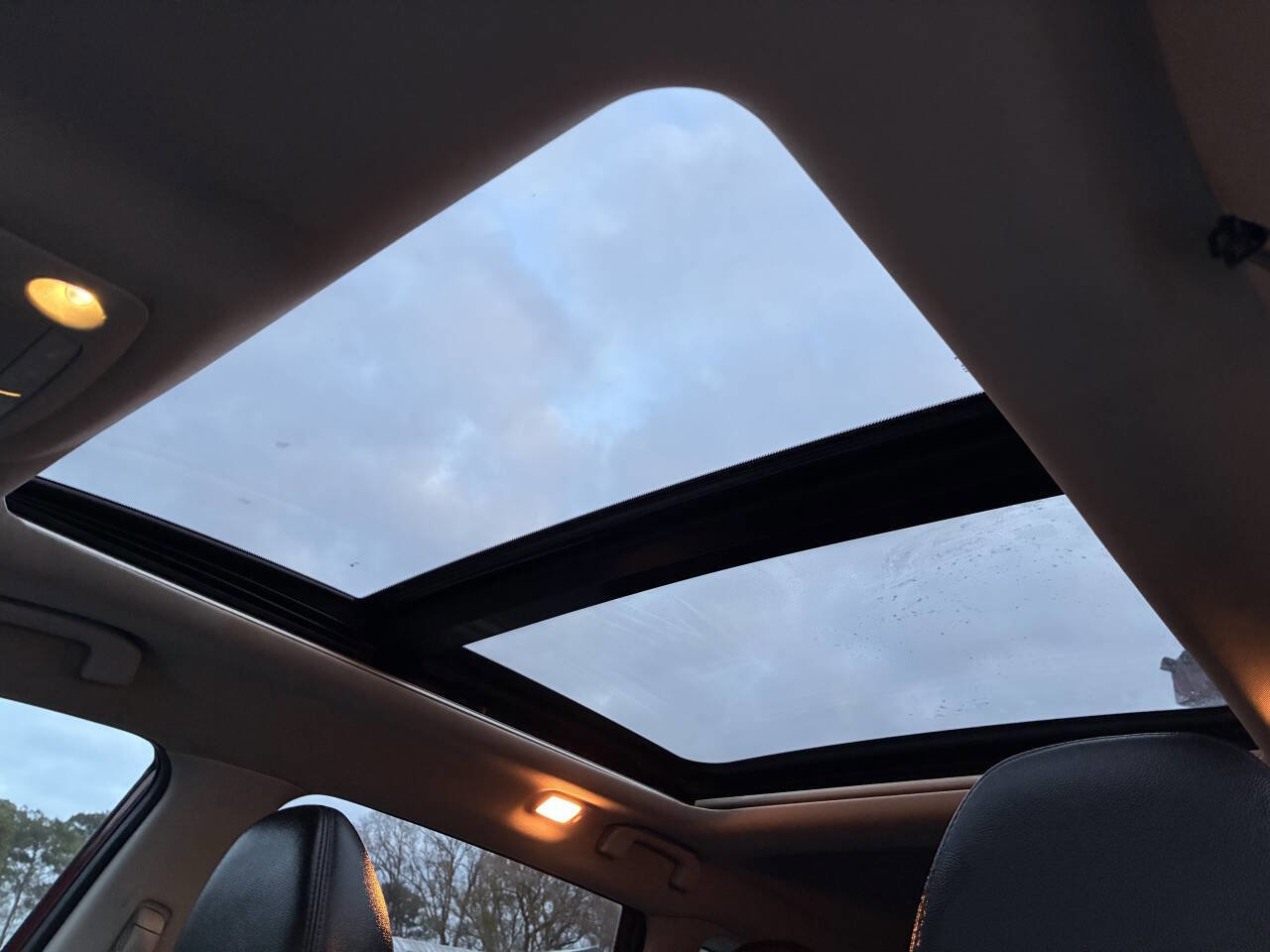 Used 2019 Nissan Rogue SL w/ Premium Package image 22