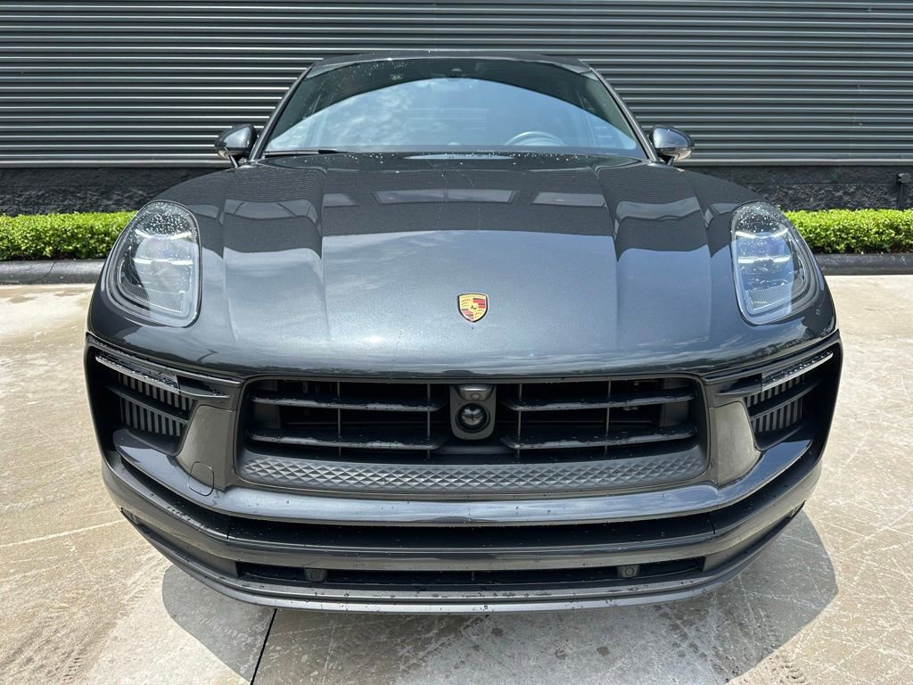 Certified 2023 Porsche Macan S AWD/4WD image 8
