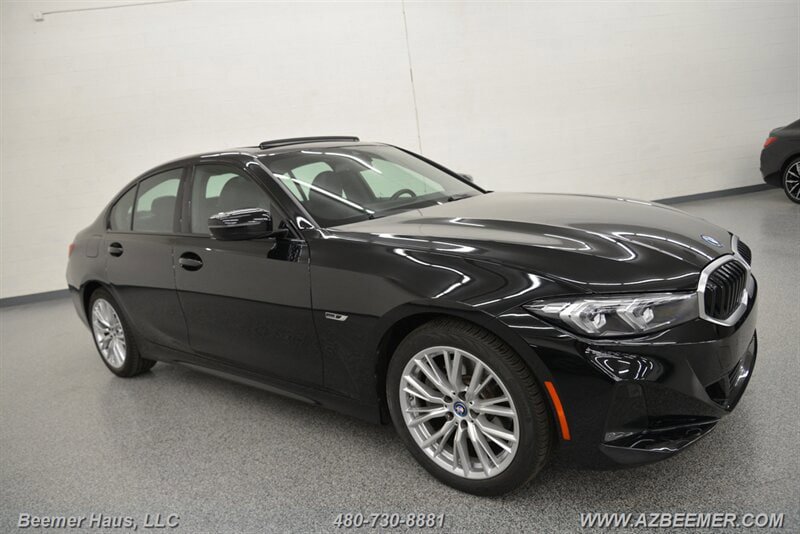 Used 2023 BMW 330e w/ Driving Assistance Package image 7