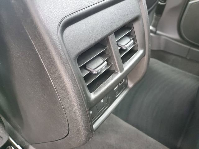 Certified 2023 Cadillac XT4 Premium Luxury image 28