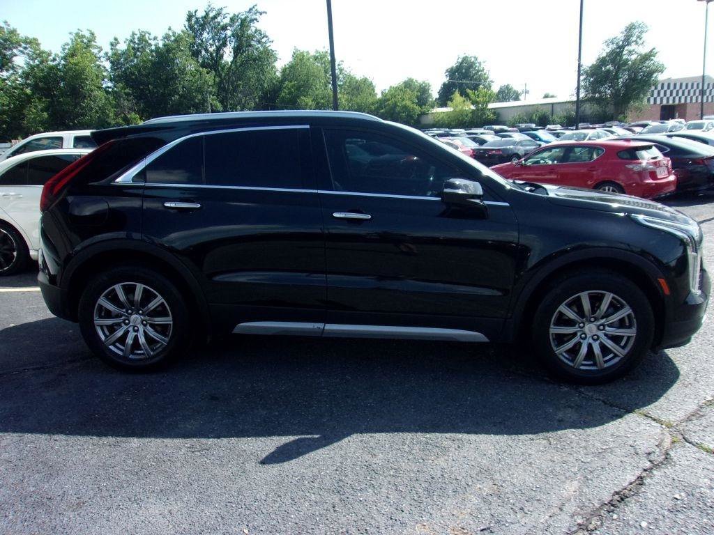 Used 2021 Cadillac XT4 Premium Luxury w/ Cold Weather Package image 4