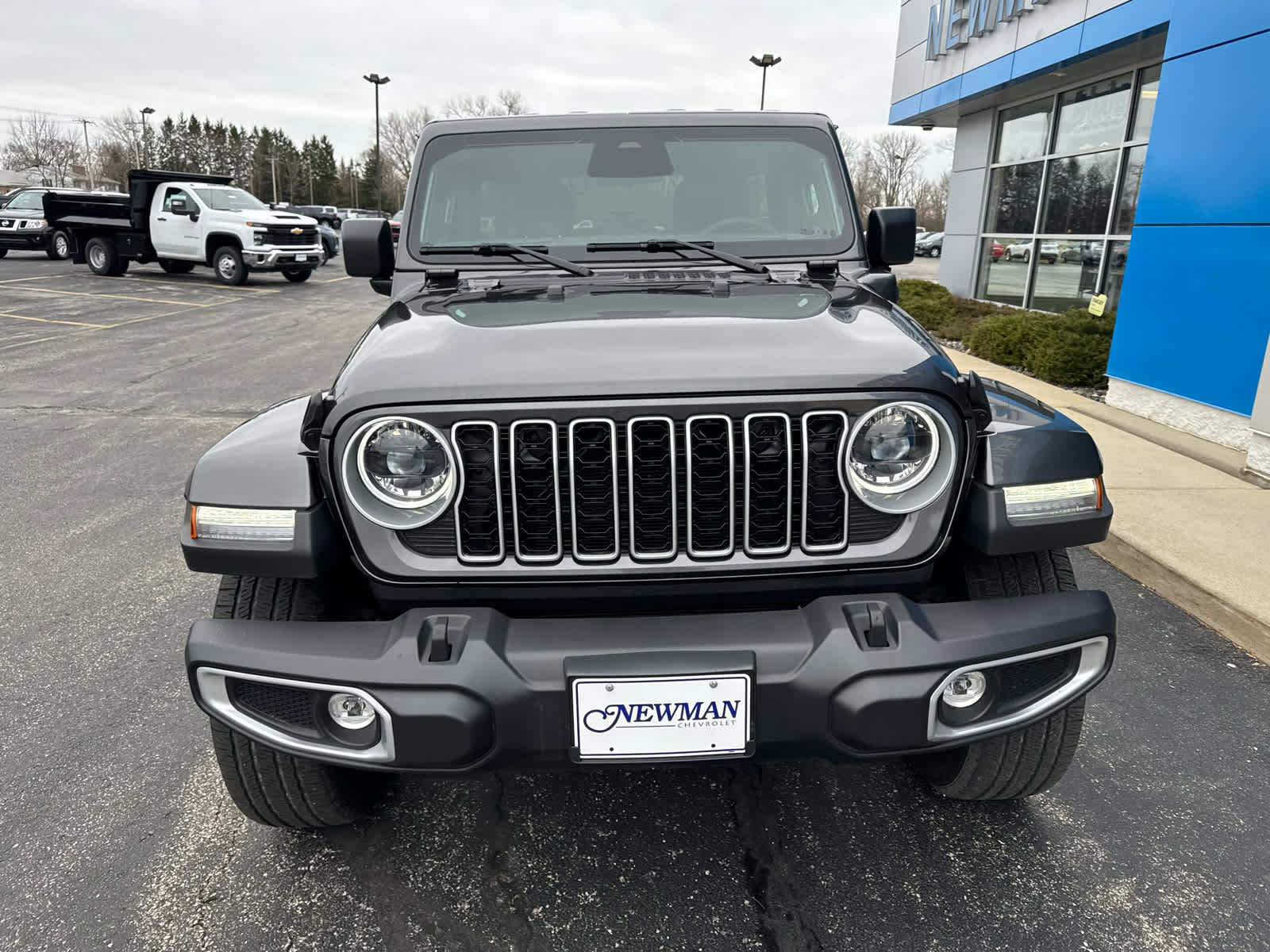 Used 2025 Jeep Wrangler Sahara w/ Safety Group image 12