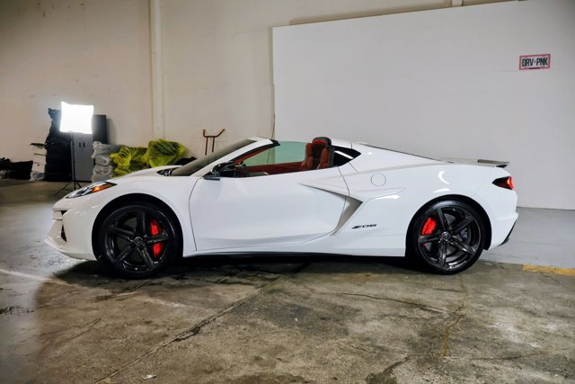 Used 2025 Chevrolet Corvette Z06 w/ Battery Protection Package image 10