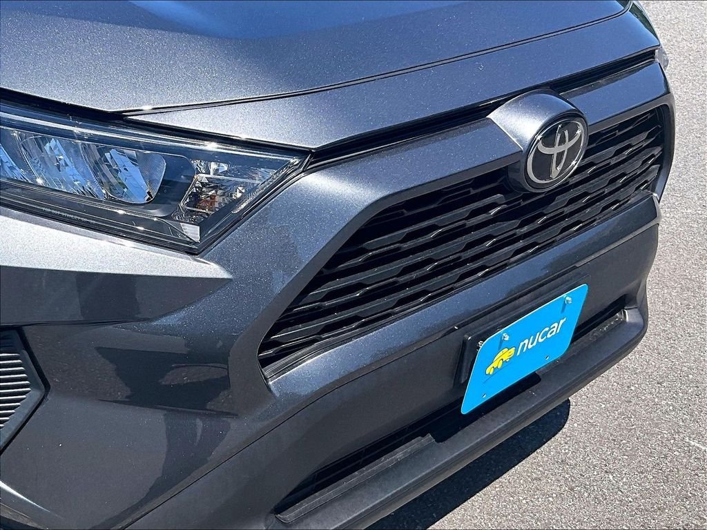 Used 2020 Toyota RAV4 LE w/ All Weather Liner Package AWD/4WD image 31