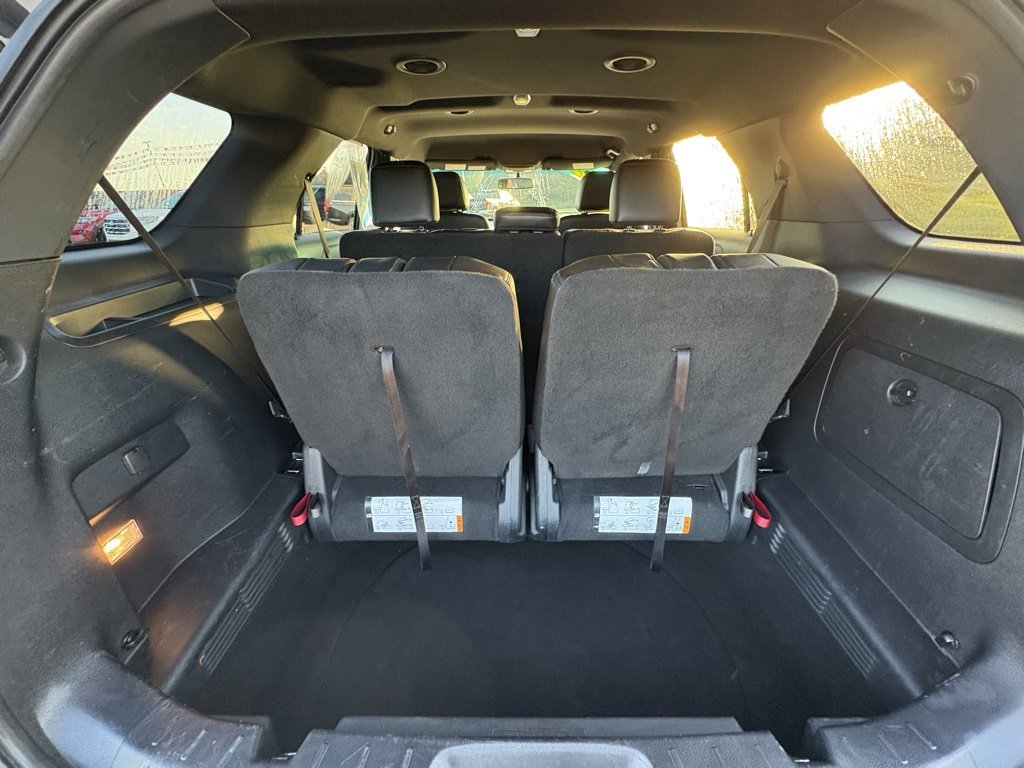 Used 2017 Ford Explorer XLT w/ Equipment Group 202A FWD image 22